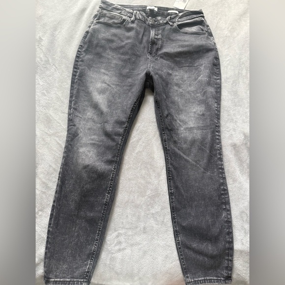 Forever 21 Gray Skinny leg high rise Jeans with Vintage Distressing - Picture 1 of 3
